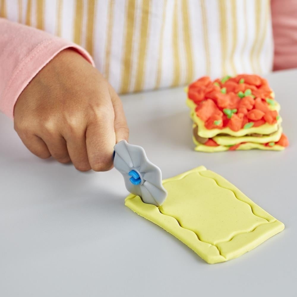 آلة الصلصال لعمل المكرونة - KIDSBOX