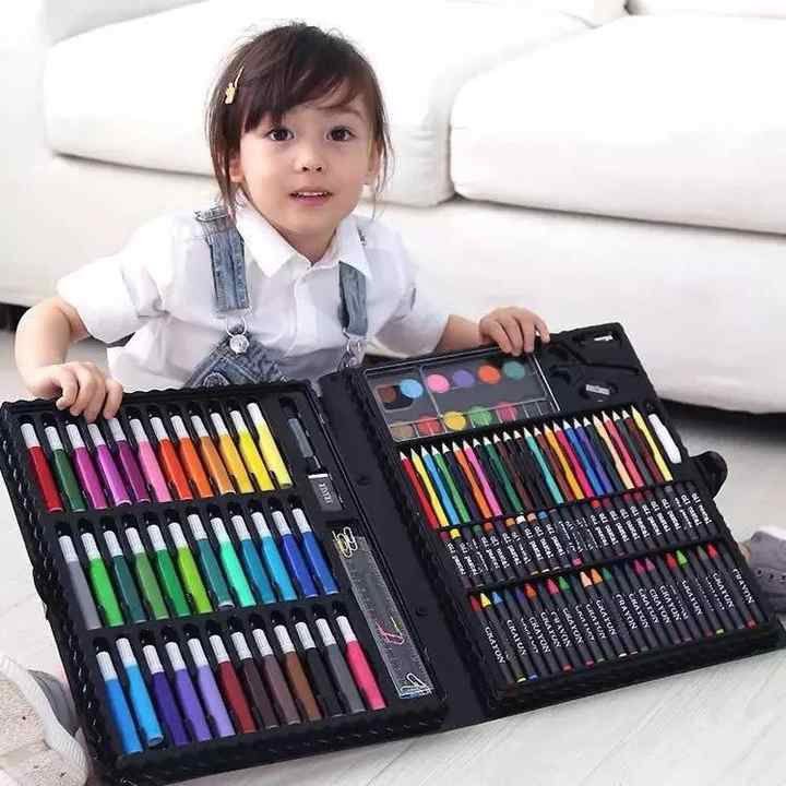 مجموعة ألوان مكونة من 150 قطعة (أزرق) + رول تلوين هدية - KIDSBOX