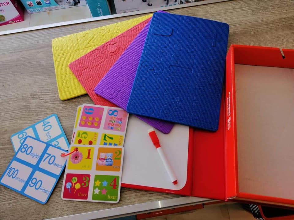 صندوق الحروف الإنجليزية المغناطيسية - KIDSBOX